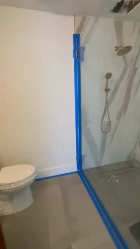 Bathroom — Ann & Gaby Painting video (interior)